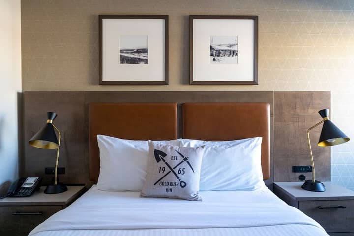 Room 15 of 38